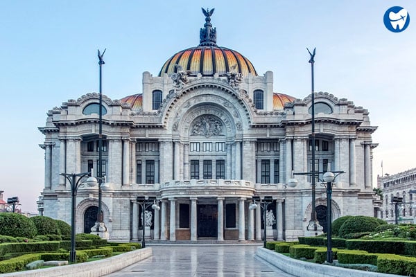 Palace of Fine Arts, Mexico City