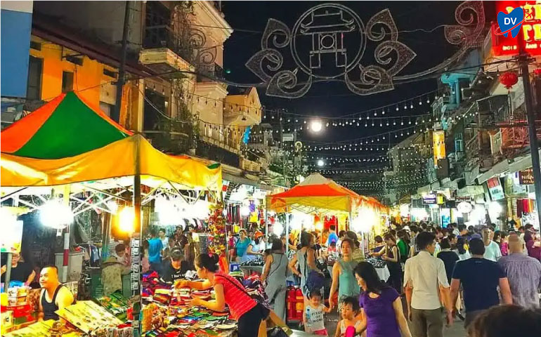 Hanoi market