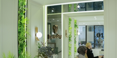 Picture of the reception of Dentaray clinic in Istanbul, Turkey