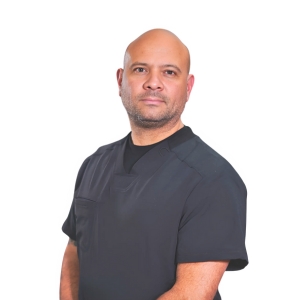 Dr. Alberto Wintergerst