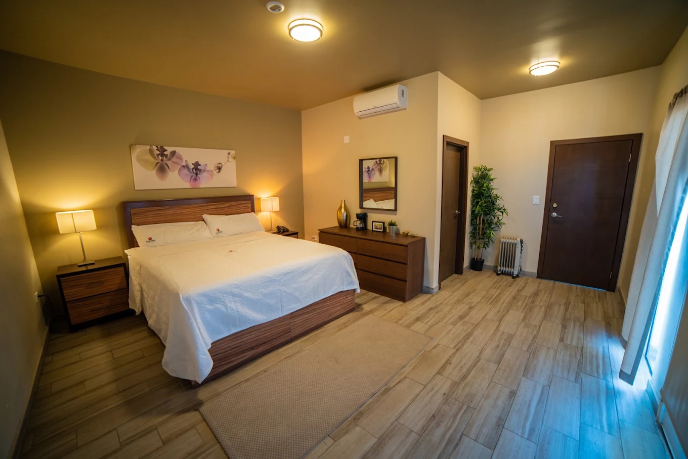 California Comfort and Suites
