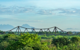 Long Biên